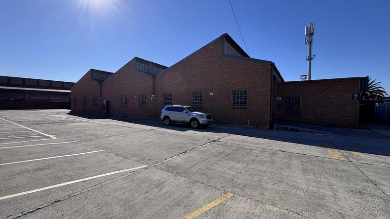 To Let Commercial Property for Rent in Montague Gardens Western Cape